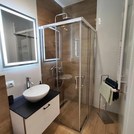 Wygodne Mieszkania Nova Mikolowska Apartamenty Katowice Exterior photo